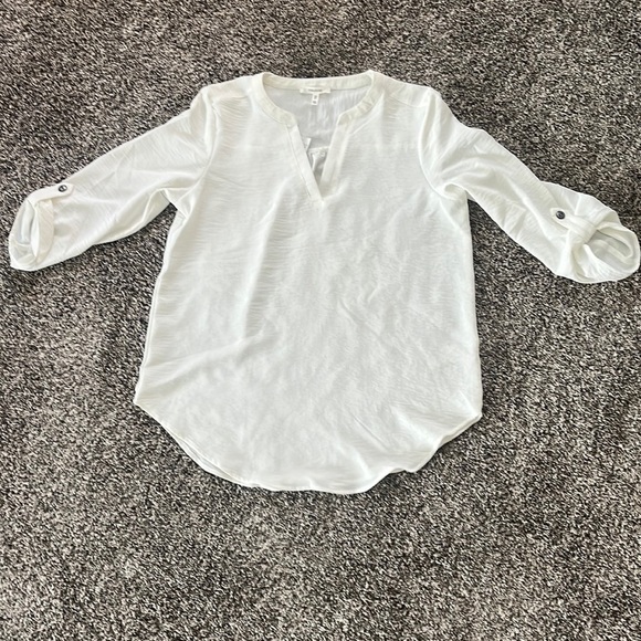✅✅NWT✅✅ White 3/4 Sleeve Blouse - Picture 1 of 6
